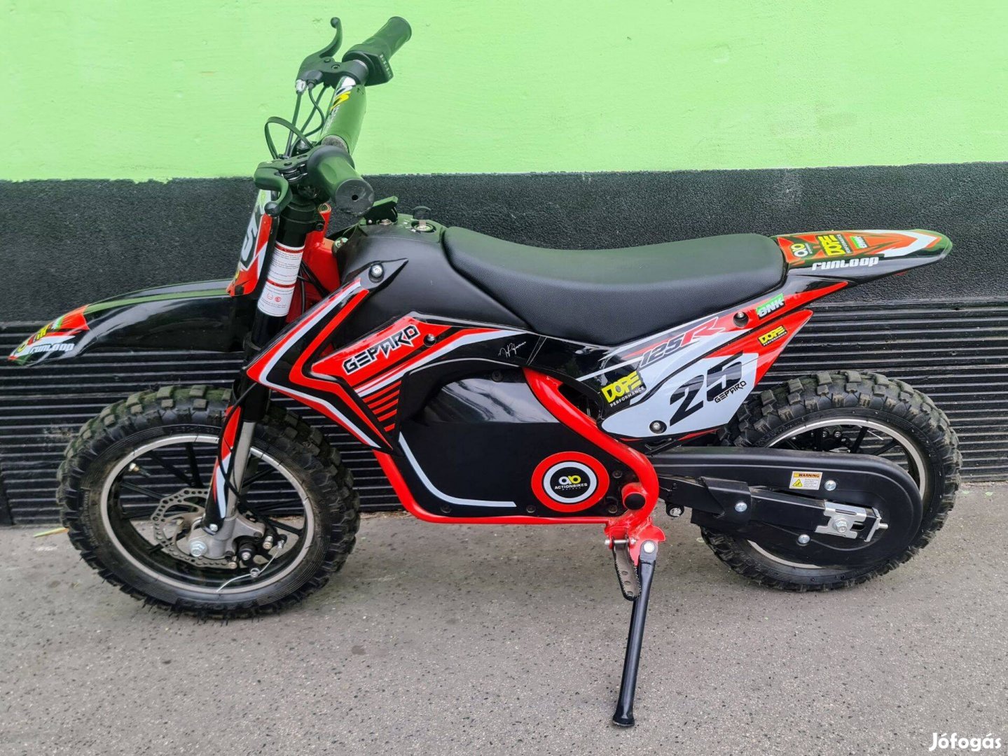 Akkumulátoros Kismotor 36v 8ah Max:75kg 1 hónap garancia