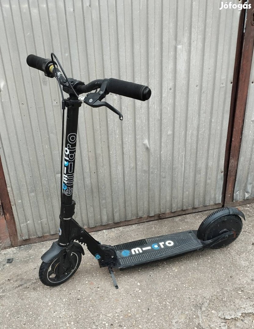 Akkumulátoros roller 
