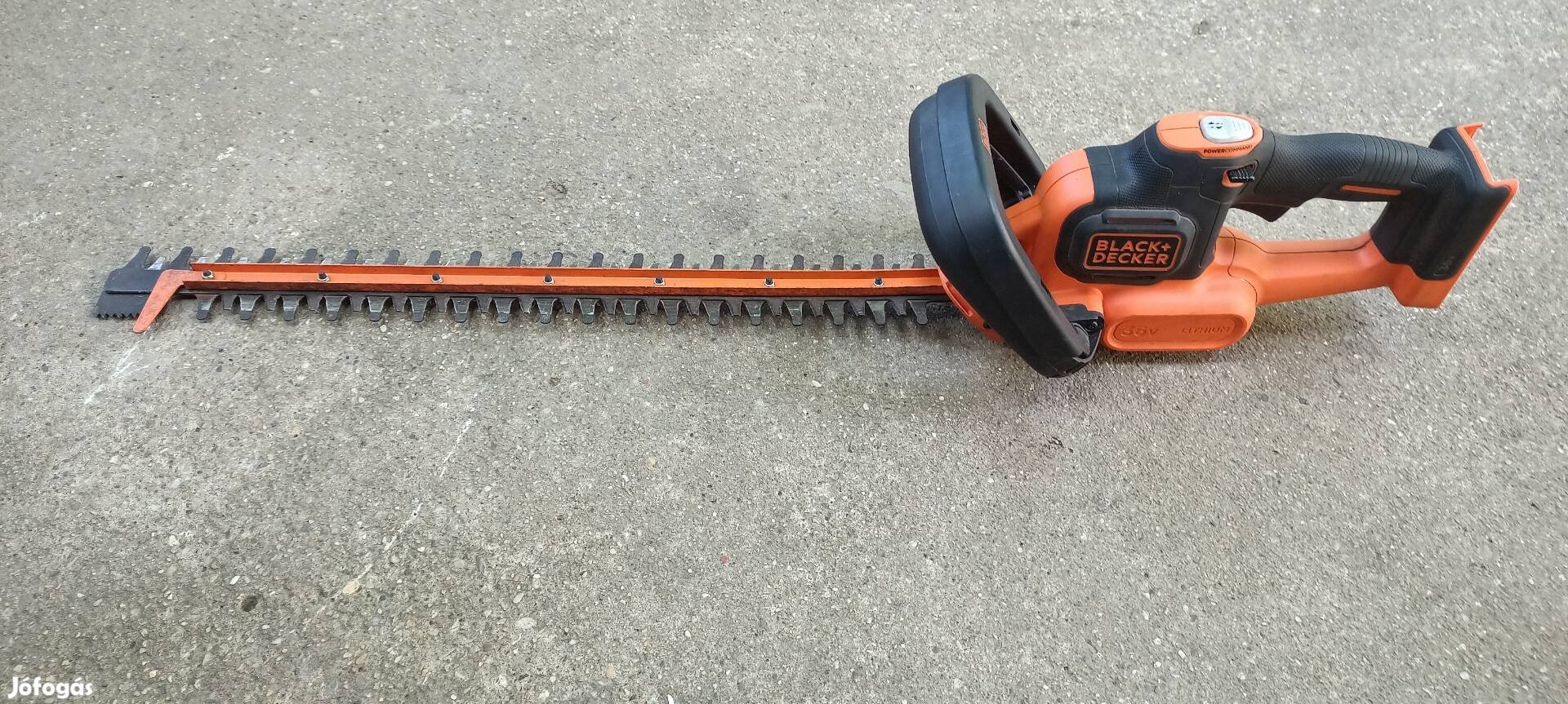 Akkumulátoros sövényvágó el