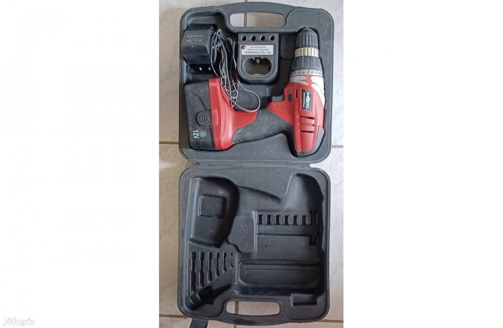 Akkus fúró csavarbehajtó