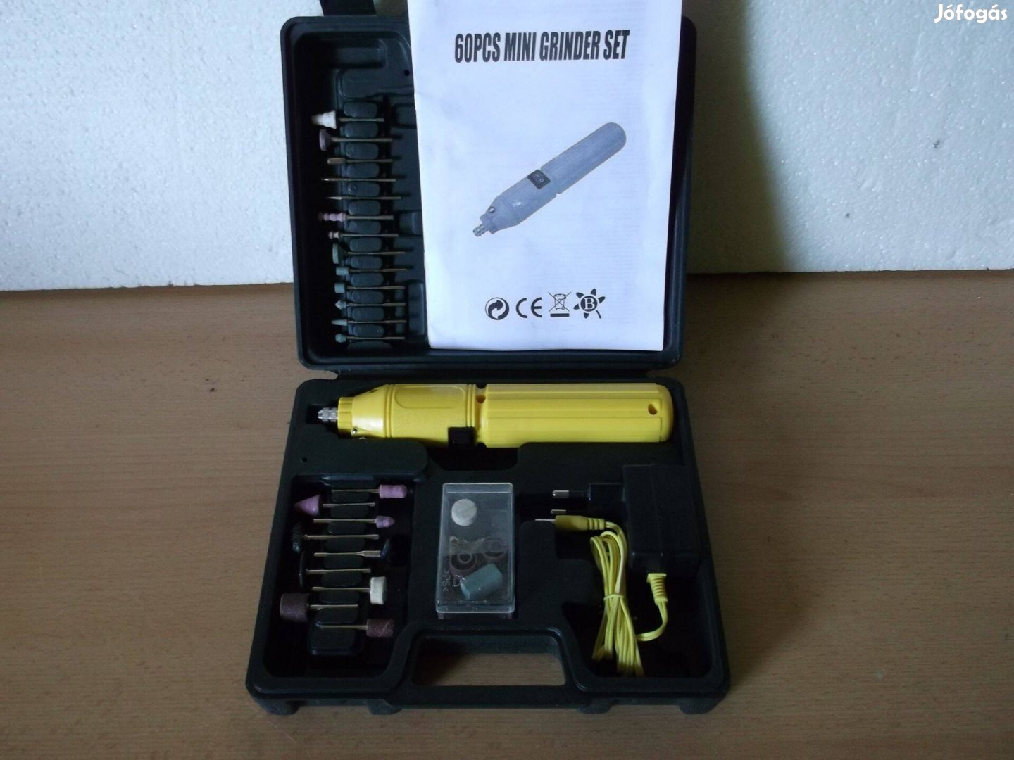 Akkus fúró gravírozó készlet táskában