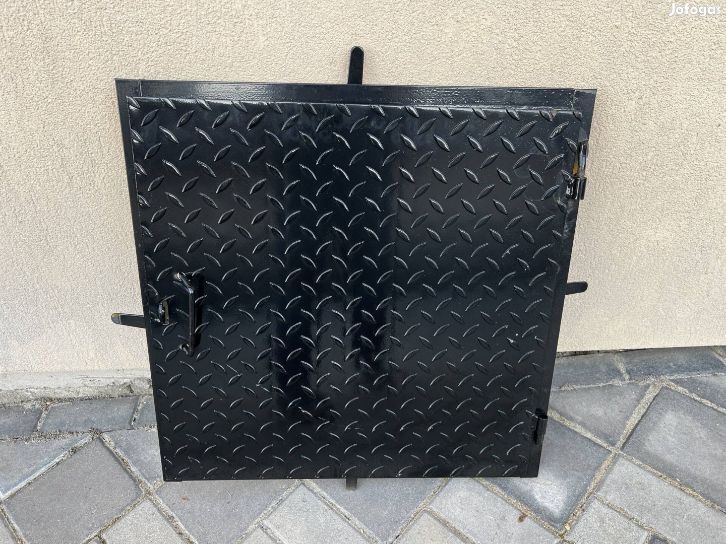 Aknafedlap 60x60