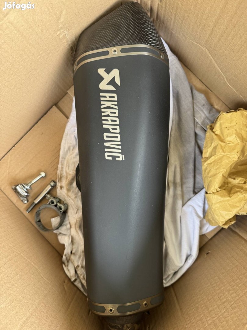Akrapovic kipufogó piaggio 400-500 