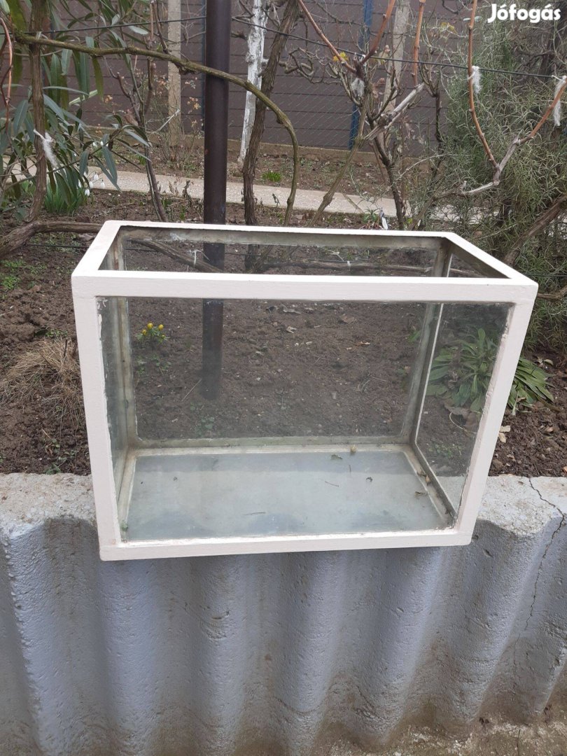 Akvárium (60 liter)
