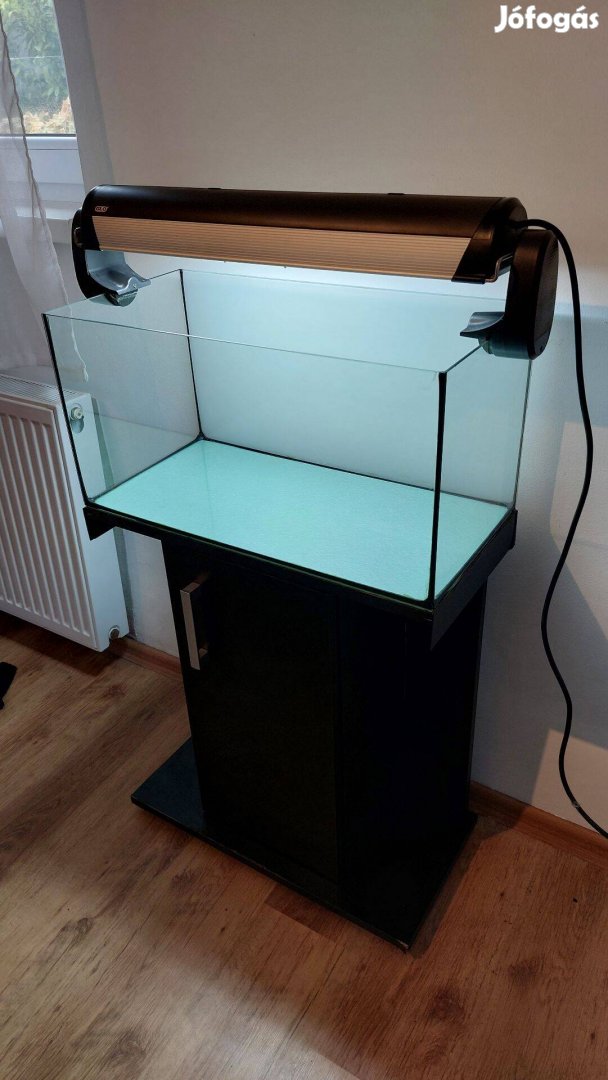 Akvárium bútor 60x30 cm
