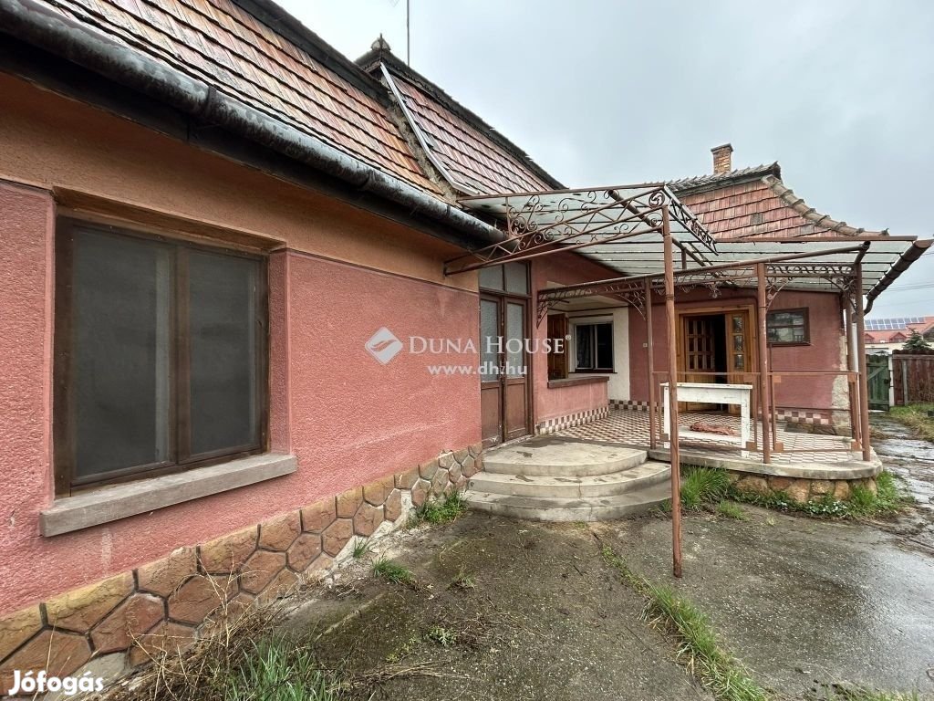 Albertirsai 98 nm-es ház eladó