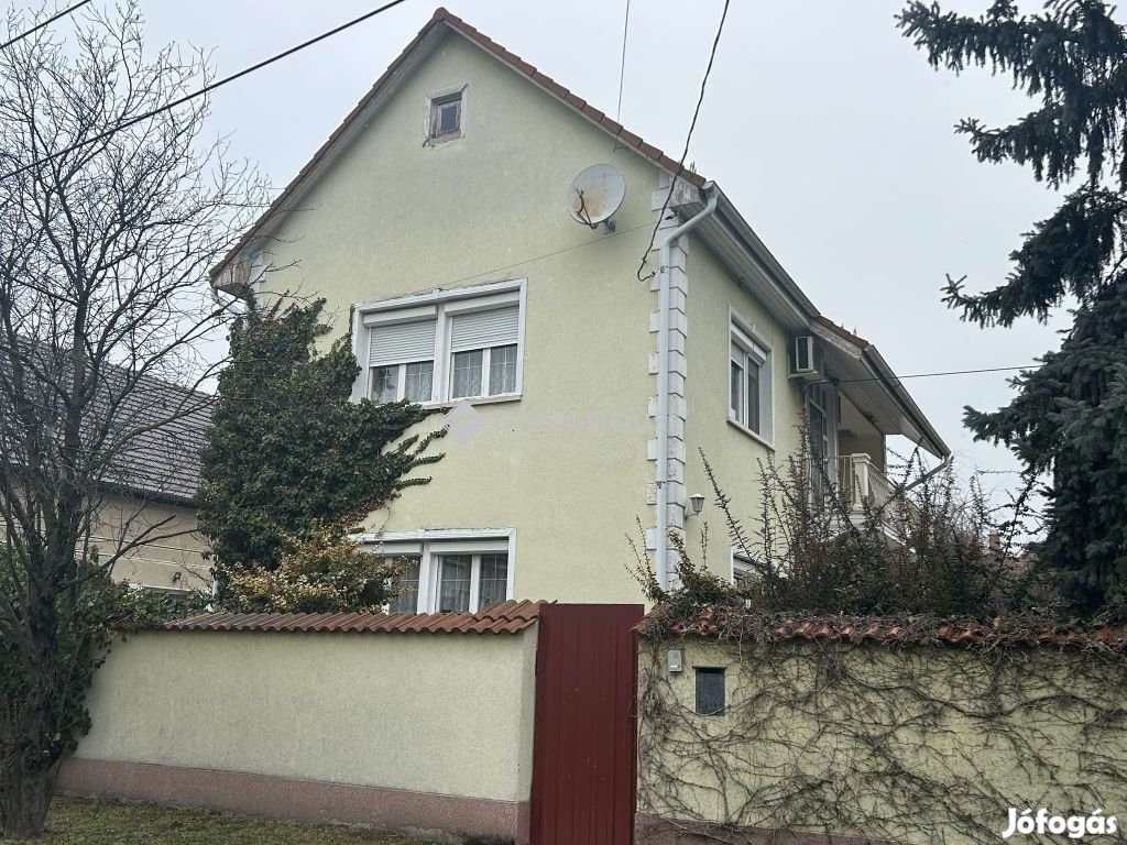 Albertirsai eladó 149 nm-es ház