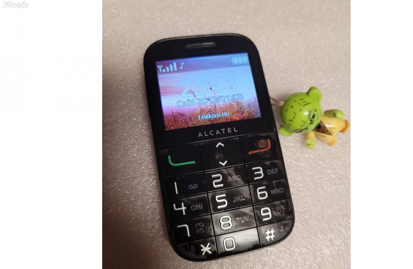 Alcatel 2000x független MAMA telefon