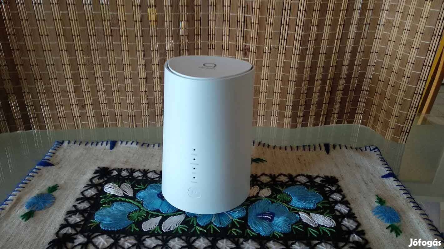 Alcatel Linkhub HH71VM cat7 4G+ SIM kártyás router - független (09)