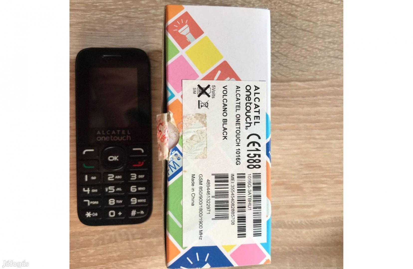 Alcatel Onetouch mobiltelefon töltő nélkül