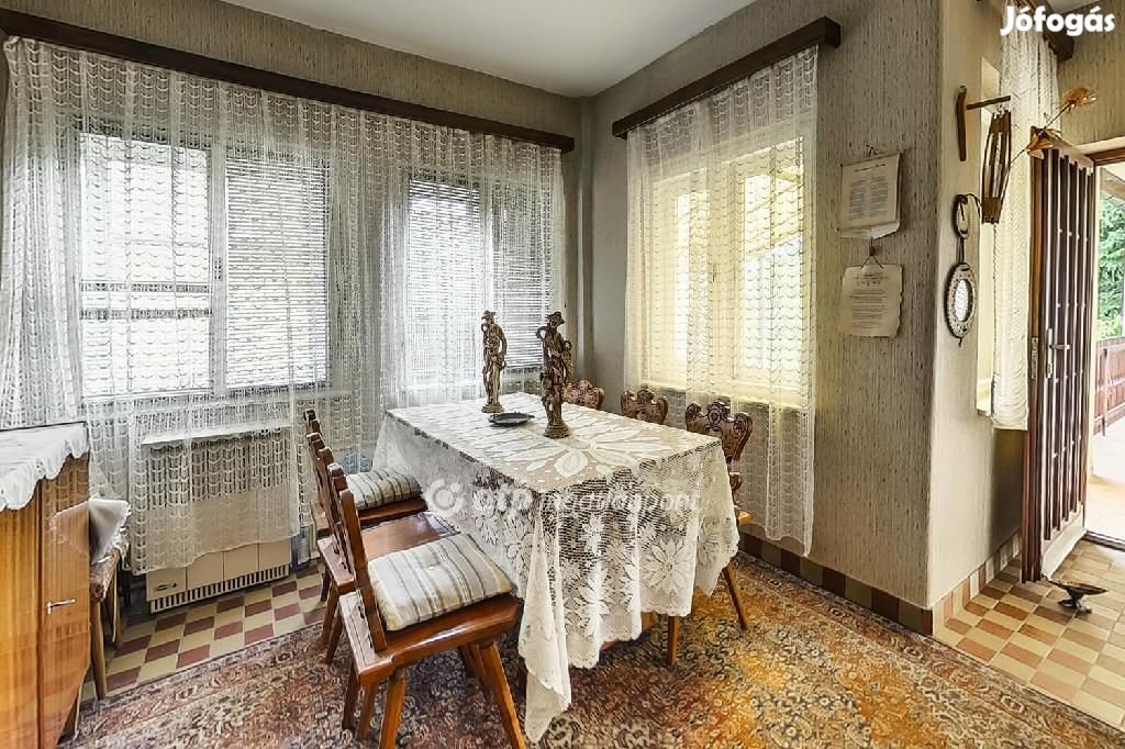 Aldebrői 150 nm-es ház eladó