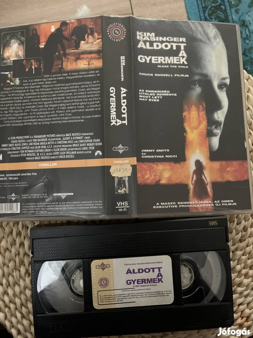 Áldott a gyermek vhs