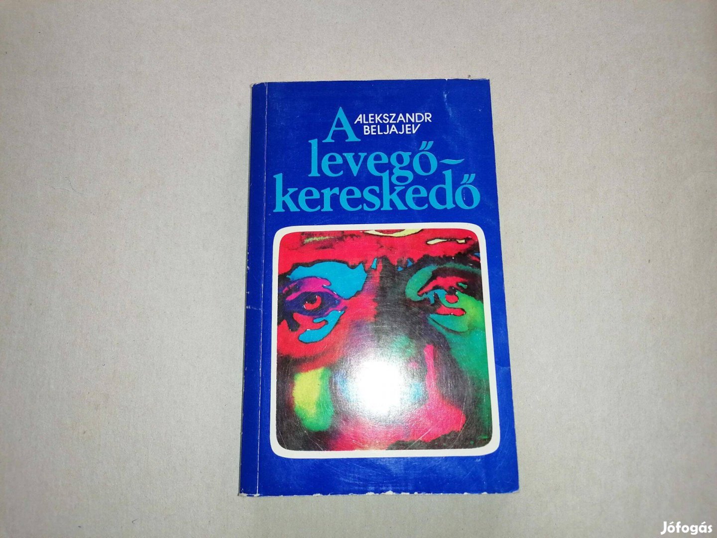 Alekszandr Beljajev A levegő kereskedő című könyve eladó !