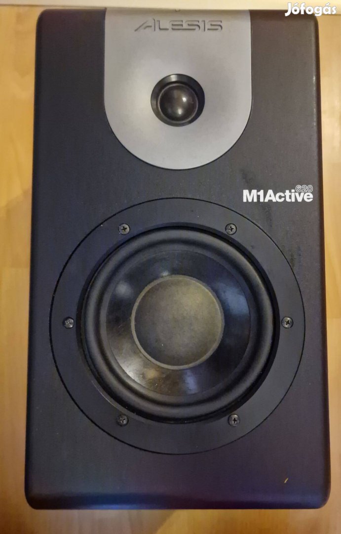 Alesis 620 aktív stúdió hangfal. -1db - eladó
