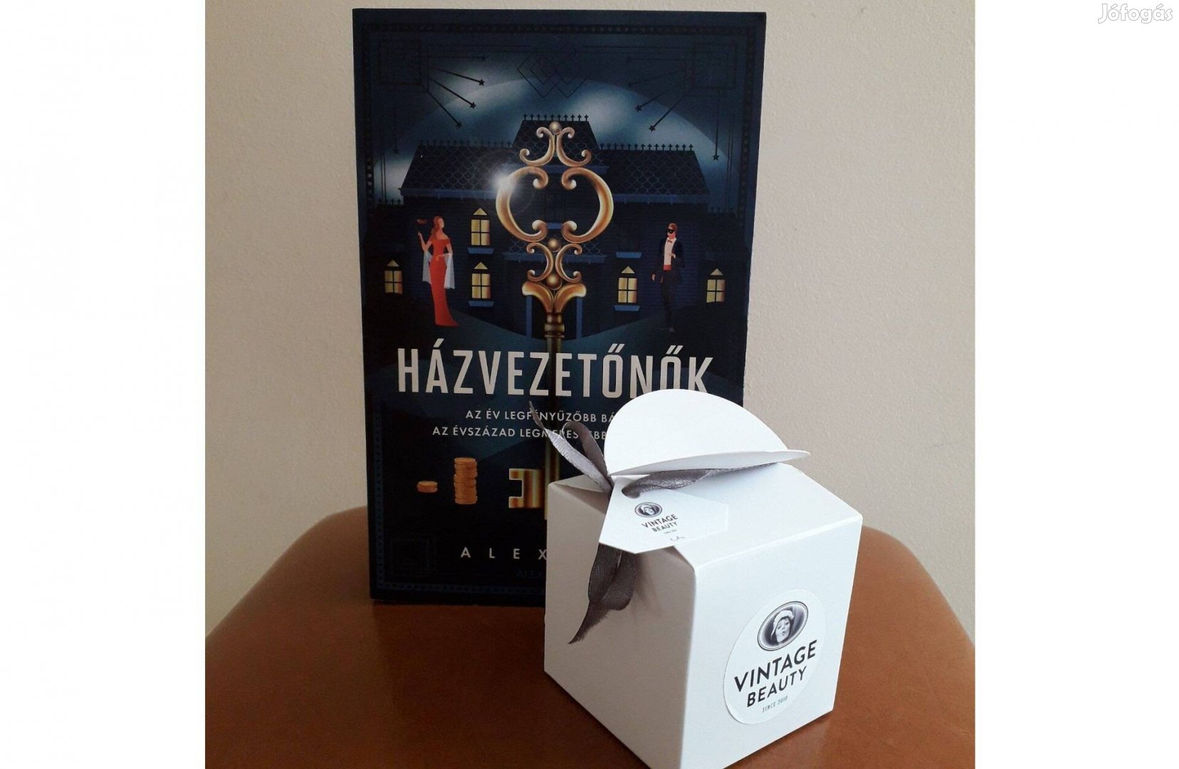 Alex Hay: Házvezetőnők