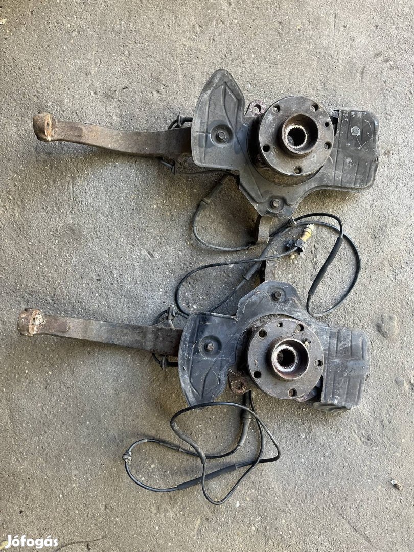 Alfa 147, 156, gt első kerékagy 