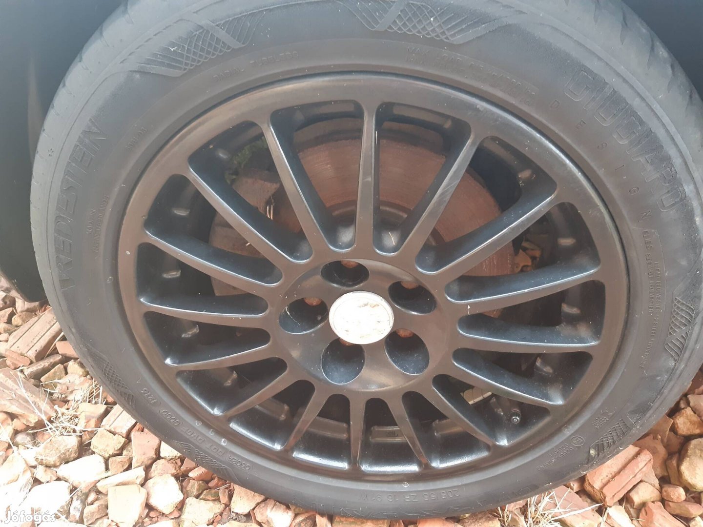 Alfa 156 alufelni garnitúra 5x98  205 55 r16 szép állapotban 