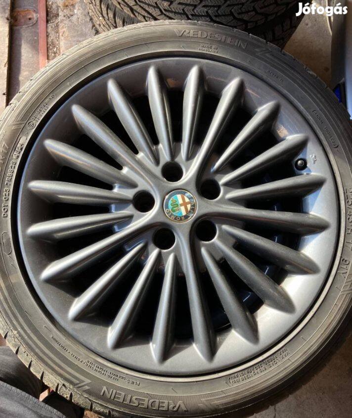Alfa 166 küllős 17-es alufelni szett újrafényezve 5x108