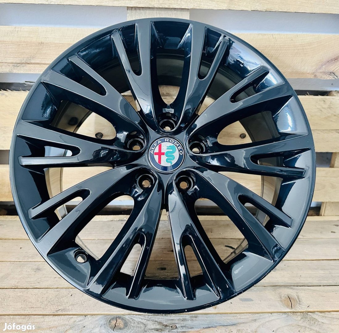 Alfa 17es  alufelni 5x110 Giulietta Giulia 