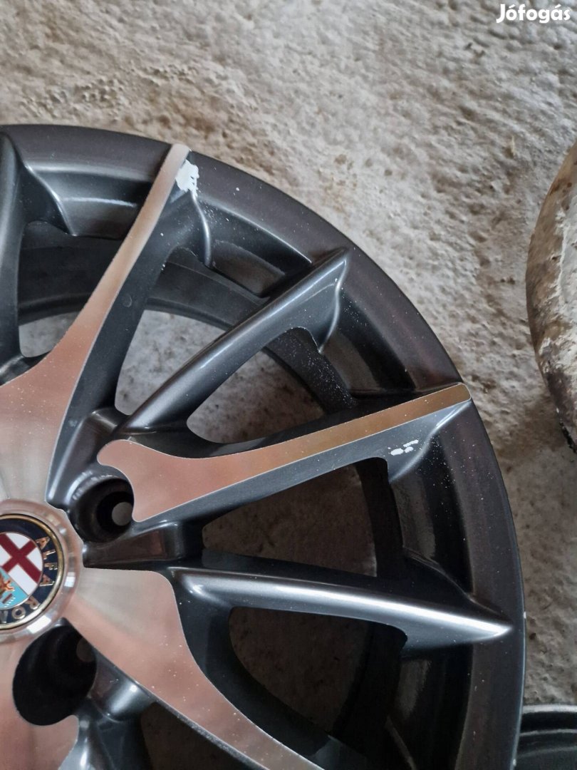 Alfa 4x98  17 coll alufelni garnitúra 