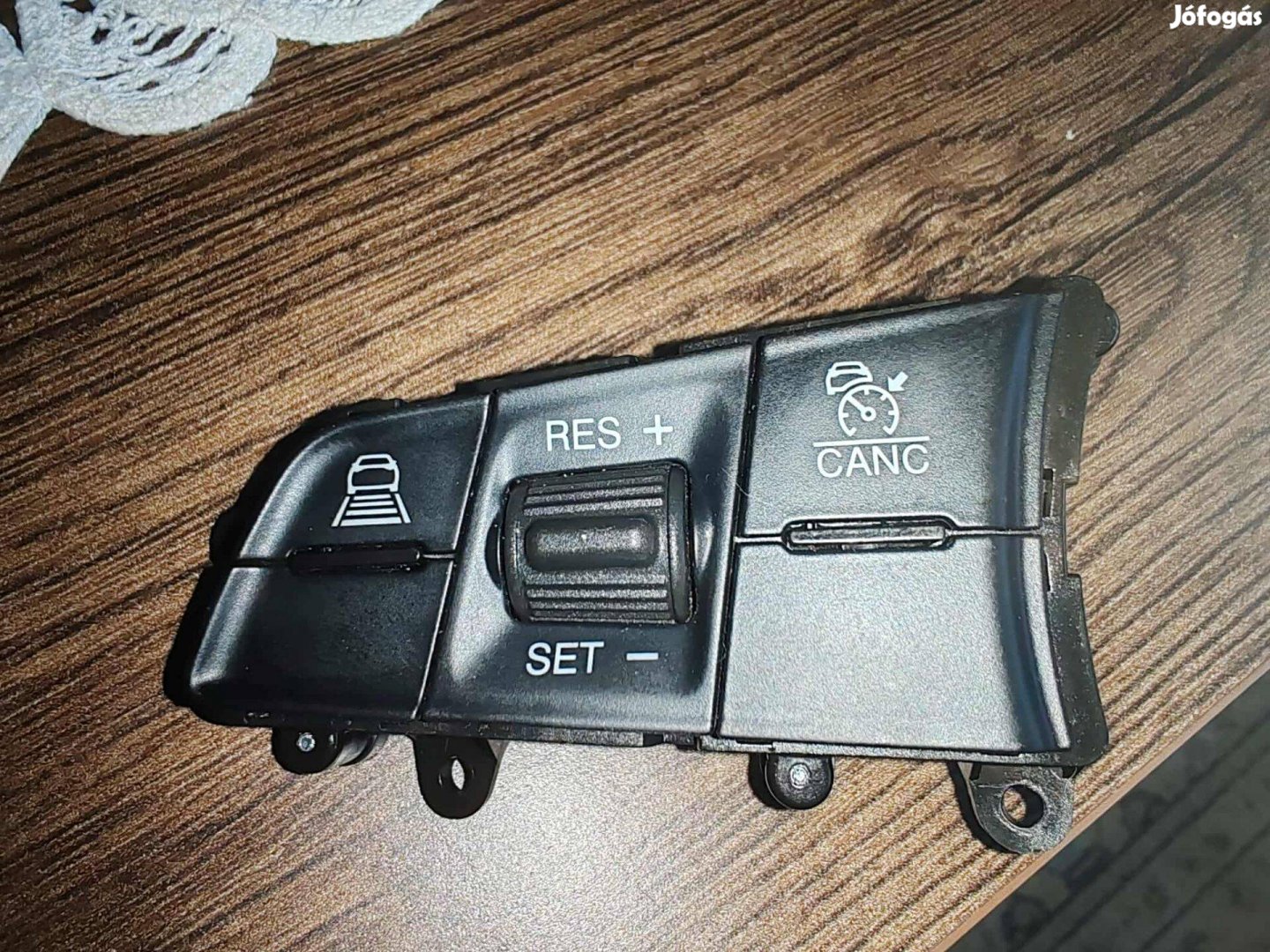 Alfa Giulia Adaptív tempomat kapcsoló