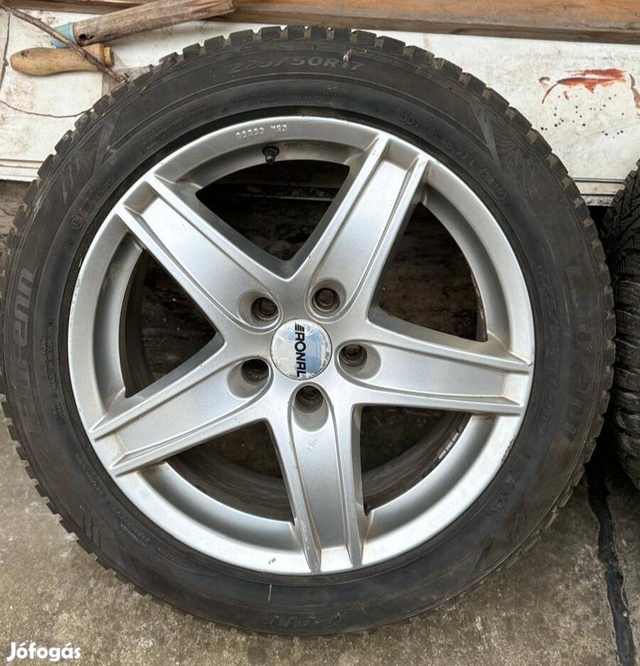 Alfa Opel 5x110 17" alufelni szett 225/50R17 téli gumikkal