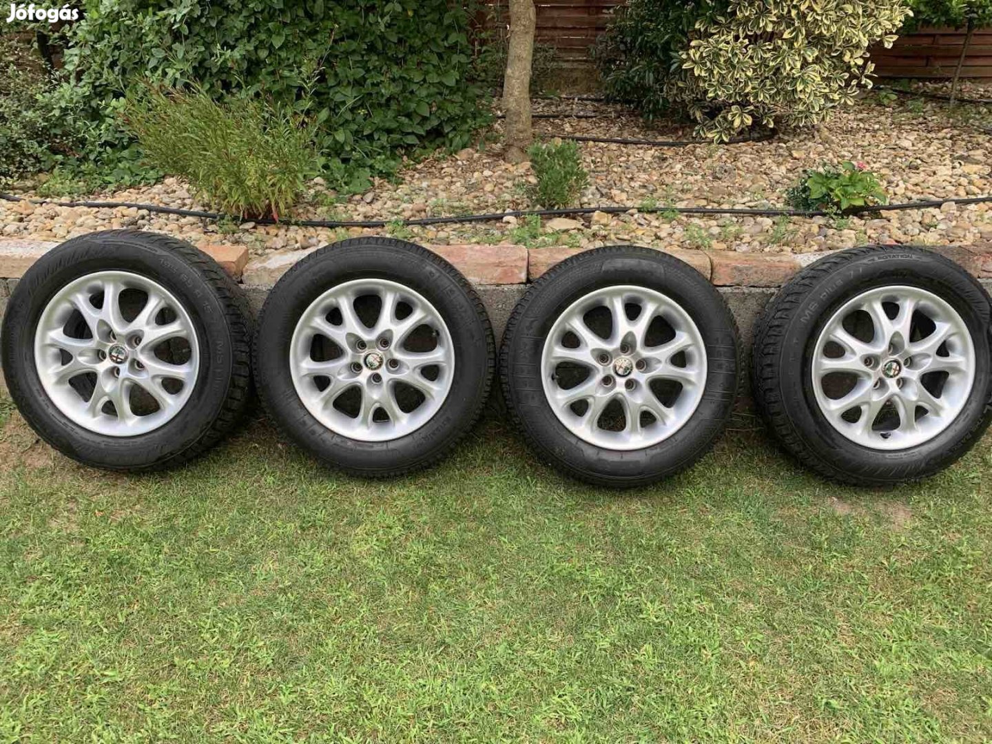 Alfa Romeo 147 156 GT 5x98 195/65r15 40e/4db