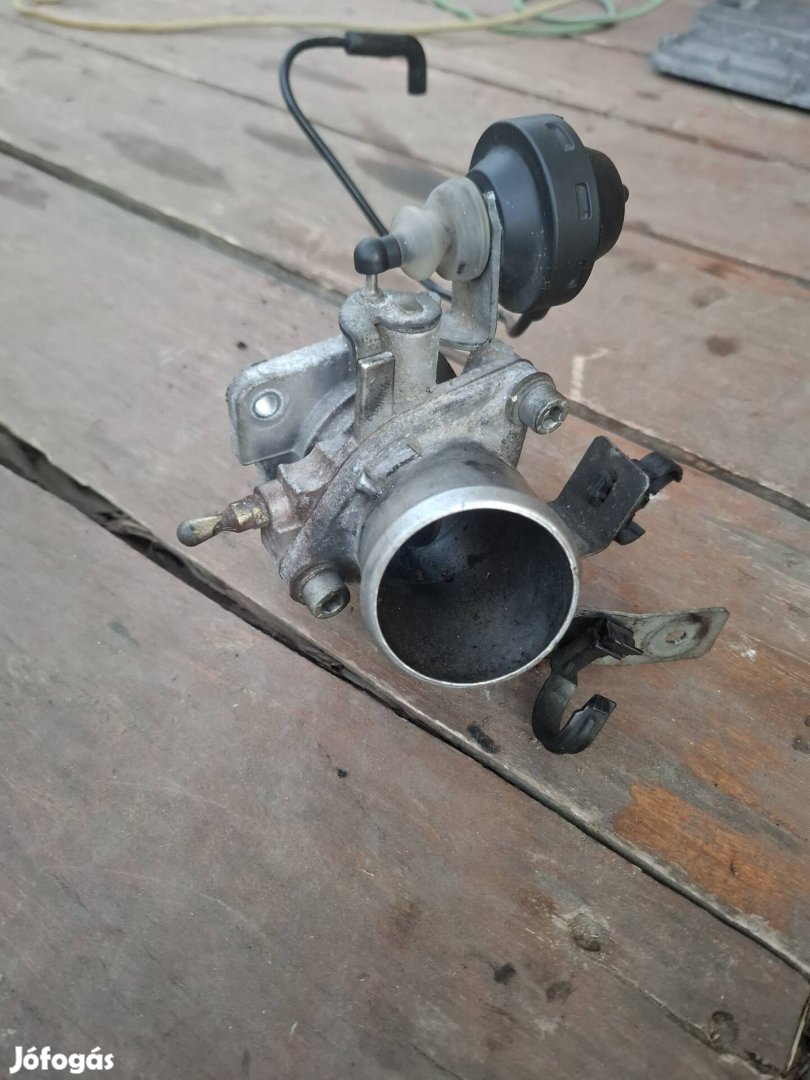 Alfa Romeo 147 1.9 JTD fojtószelep, pillangószelep