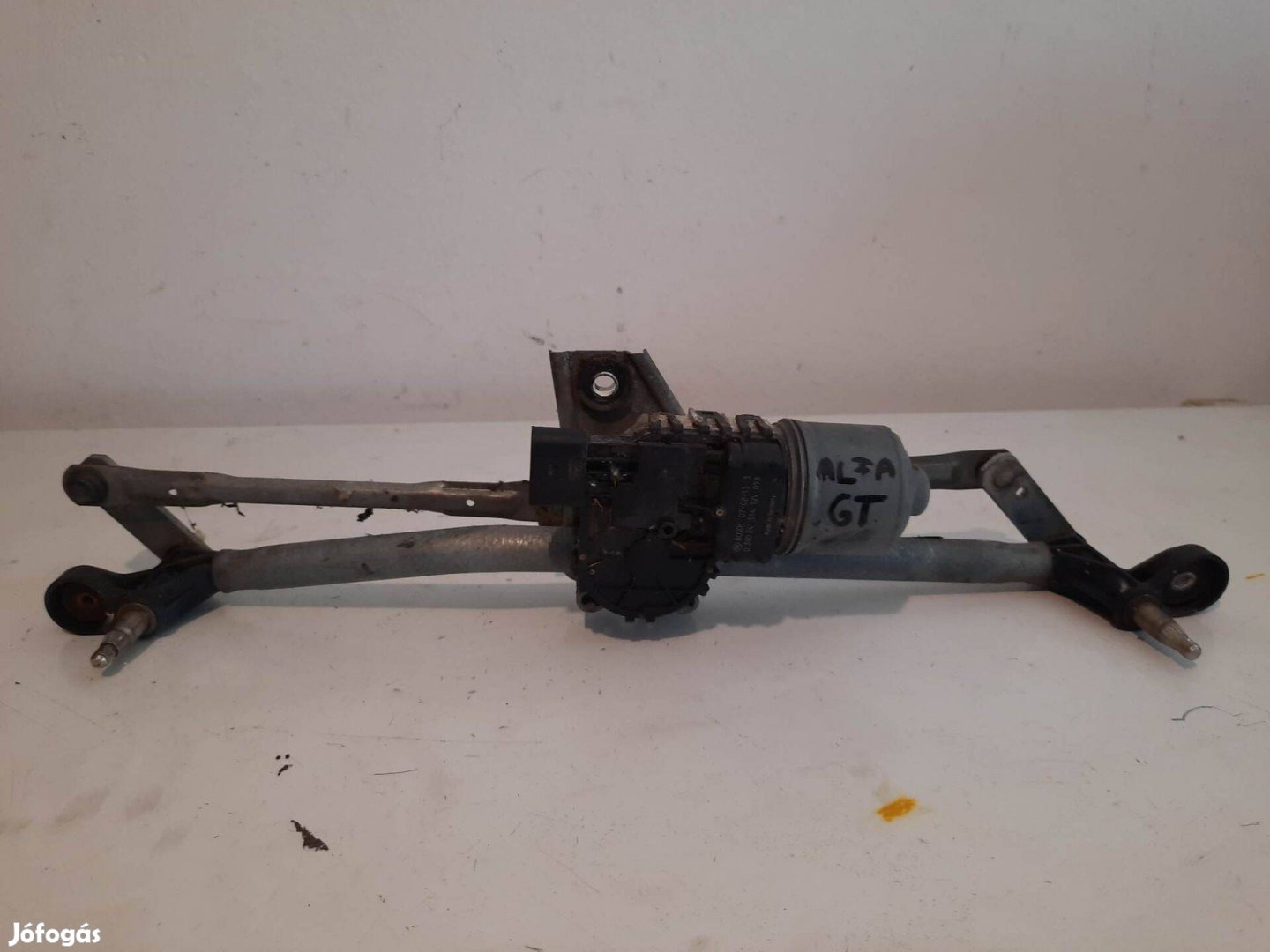 Alfa Romeo 147 első ablaktörlő motor , mechanika , szerkezet