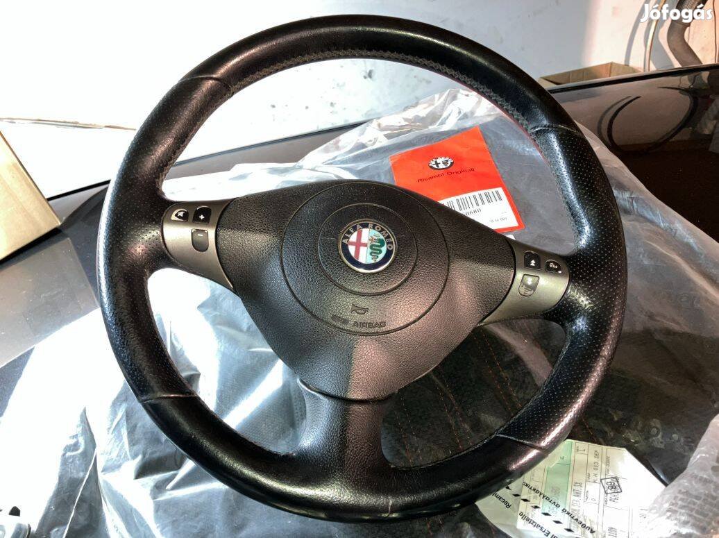 Alfa Romeo 147 és GT bőrkormány multikormány kiváló állapotban