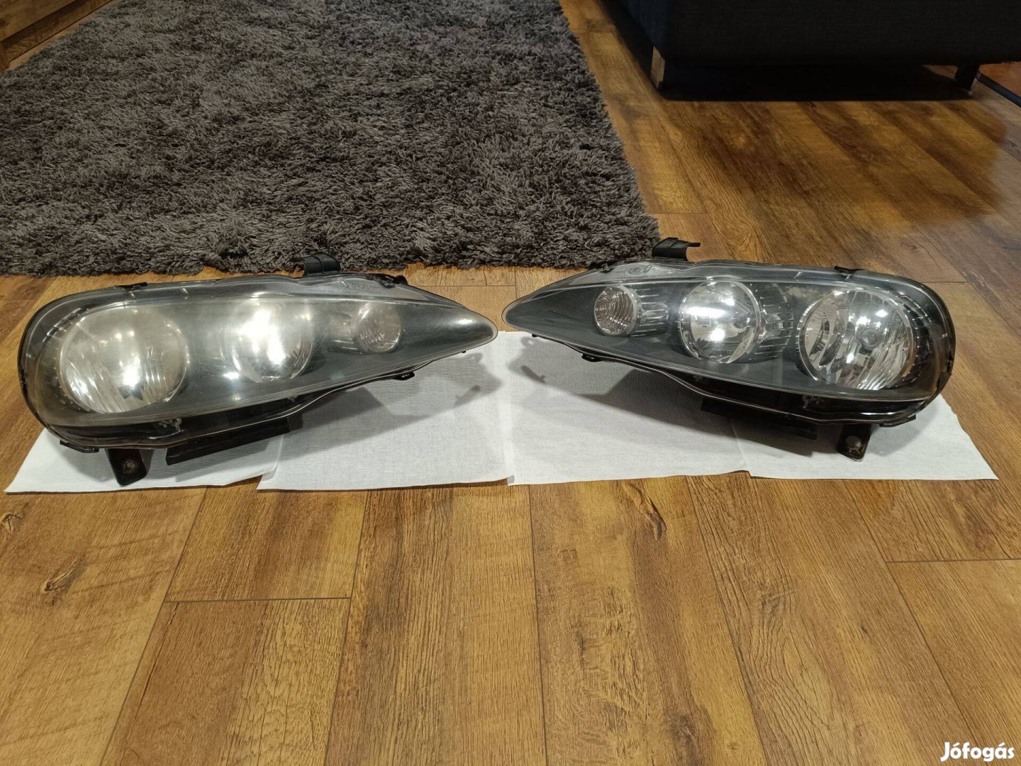 Alfa Romeo 147 fényszóró