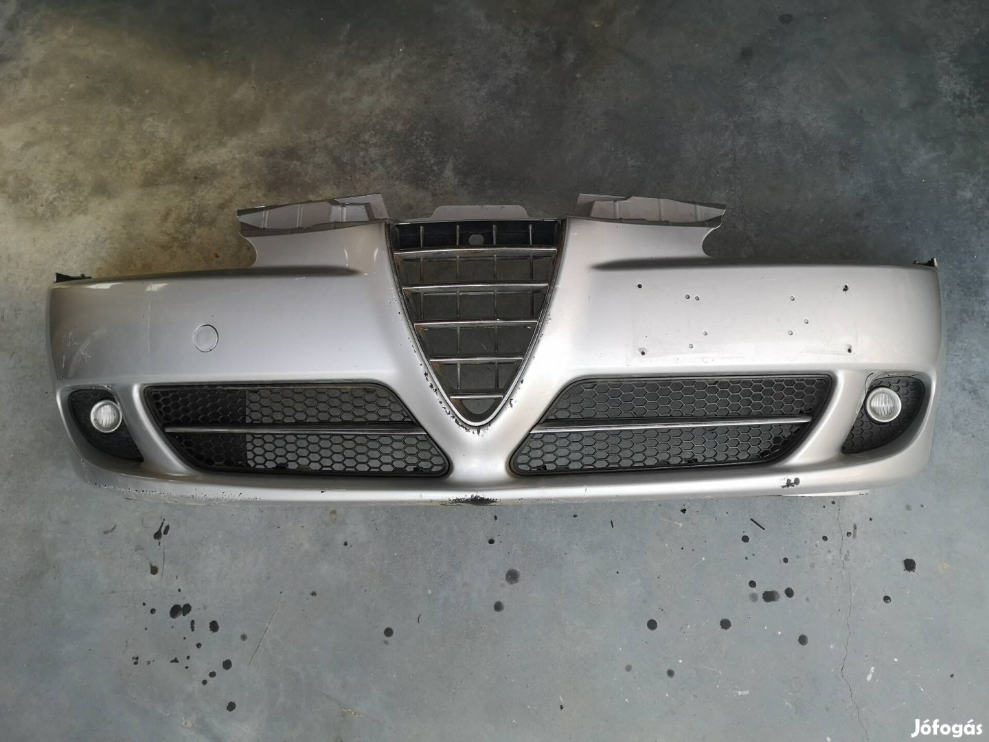 Alfa Romeo 147 gyári első lökhárító facelift ezüst 