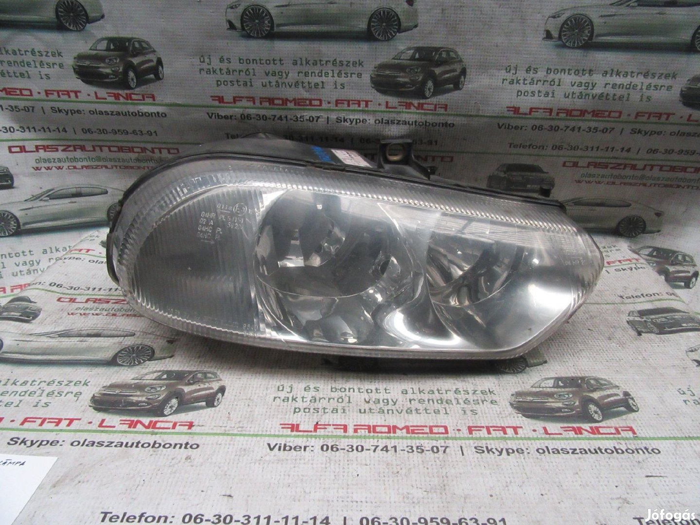 Alfa Romeo 156 60620134 számú, jobb első lámpa