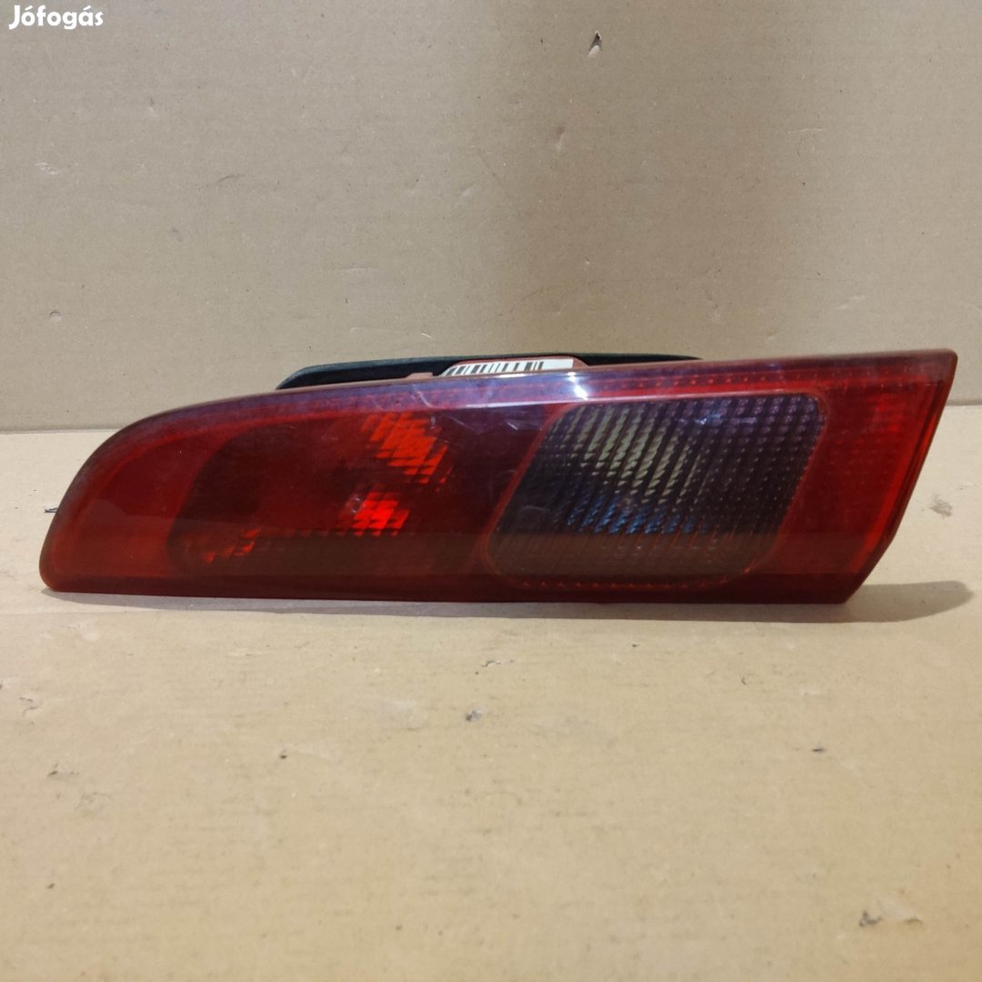 Alfa Romeo 156 FL 2003-2005 jobb hátsó belső lámpa 60685981
