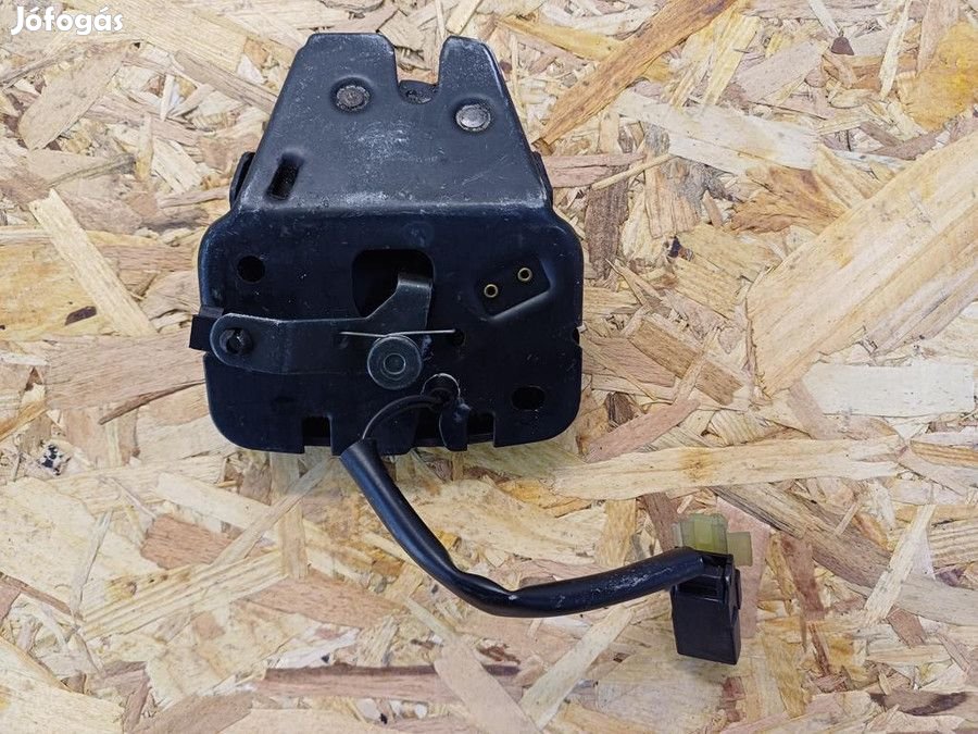 Alfa Romeo 156 1997-2005 Csomagtérajtó Központizár