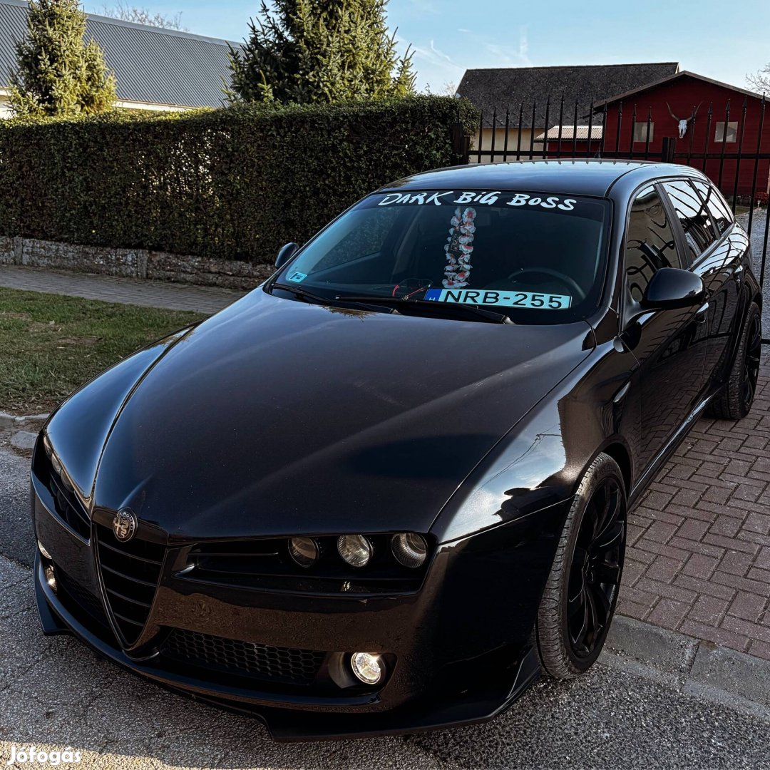 Alfa Romeo 159