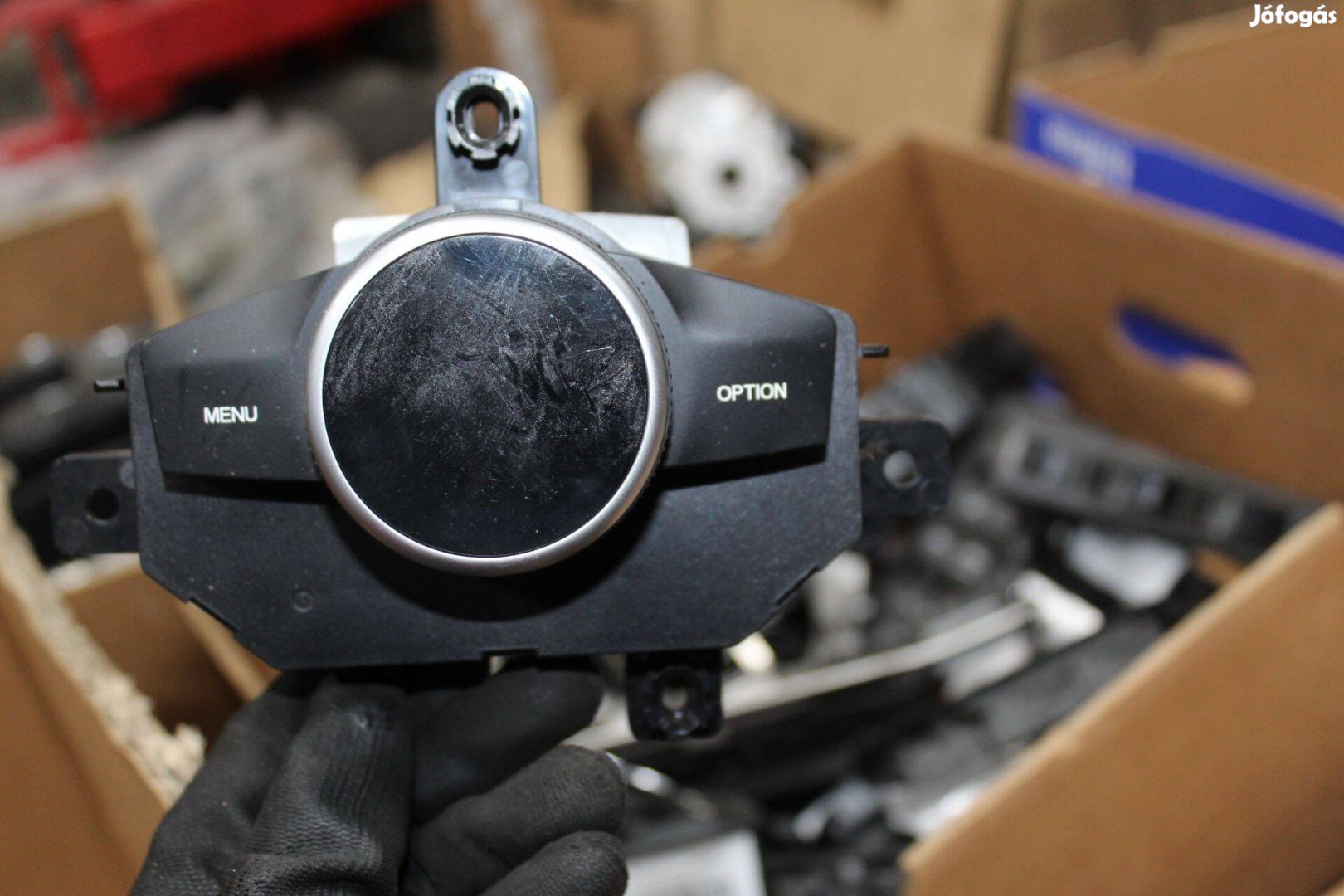 Alfa Romeo Giulia 2016 Menü joystick 156124220