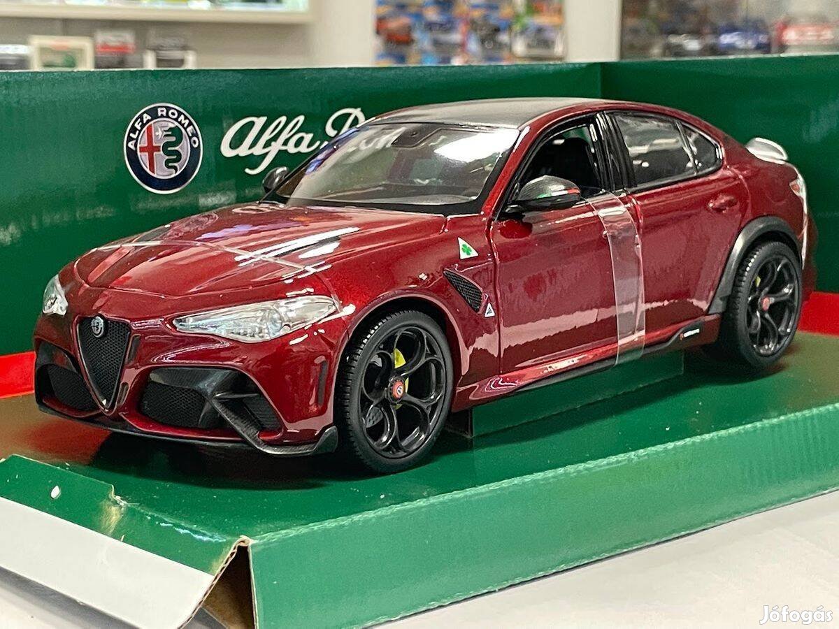 Alfa Romeo Giulia GTA 2020 dark red 118 118 Bburago