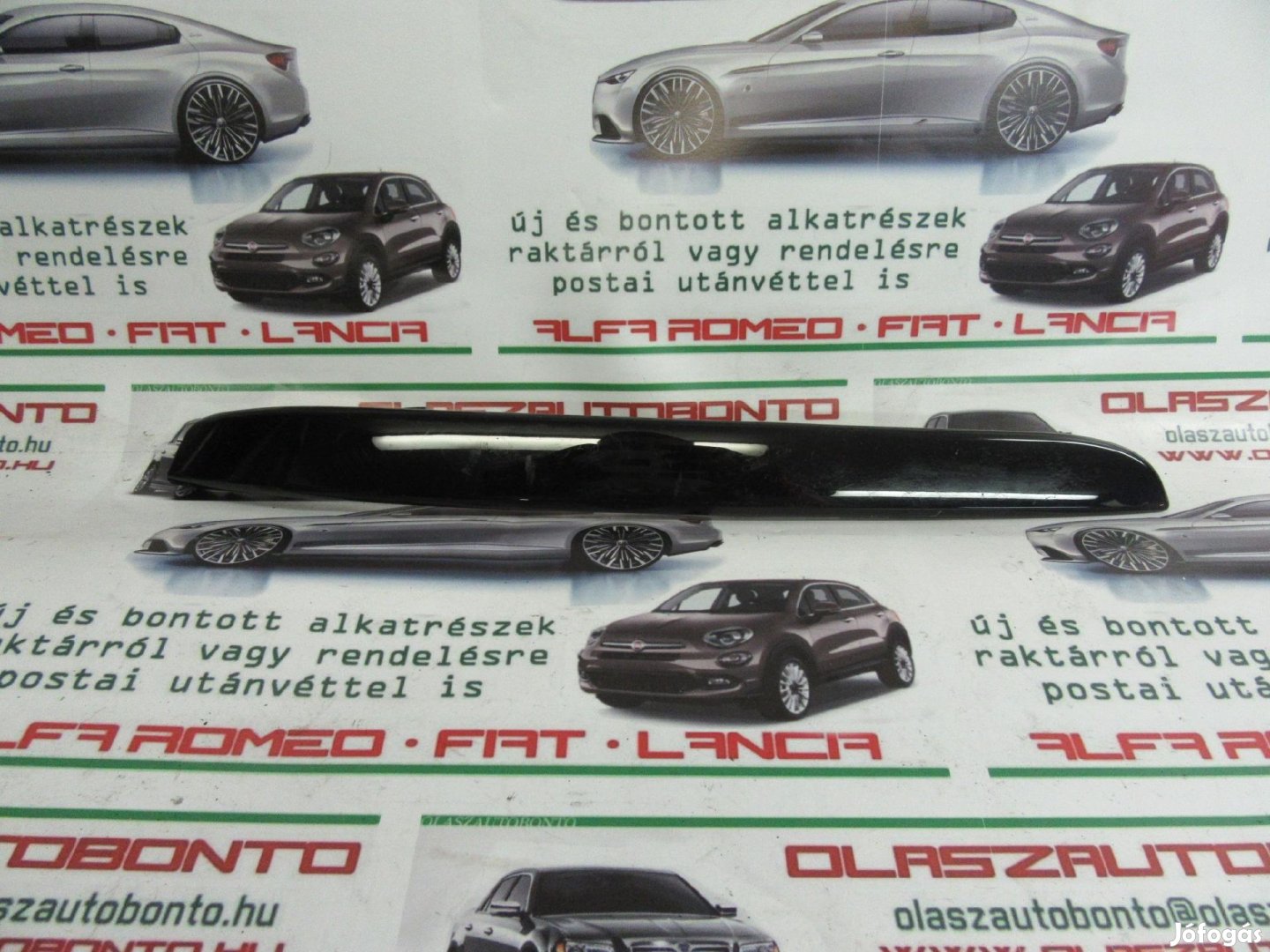 Alfa Romeo Giulietta 156088501 számú, fekete színű, bal hátsó