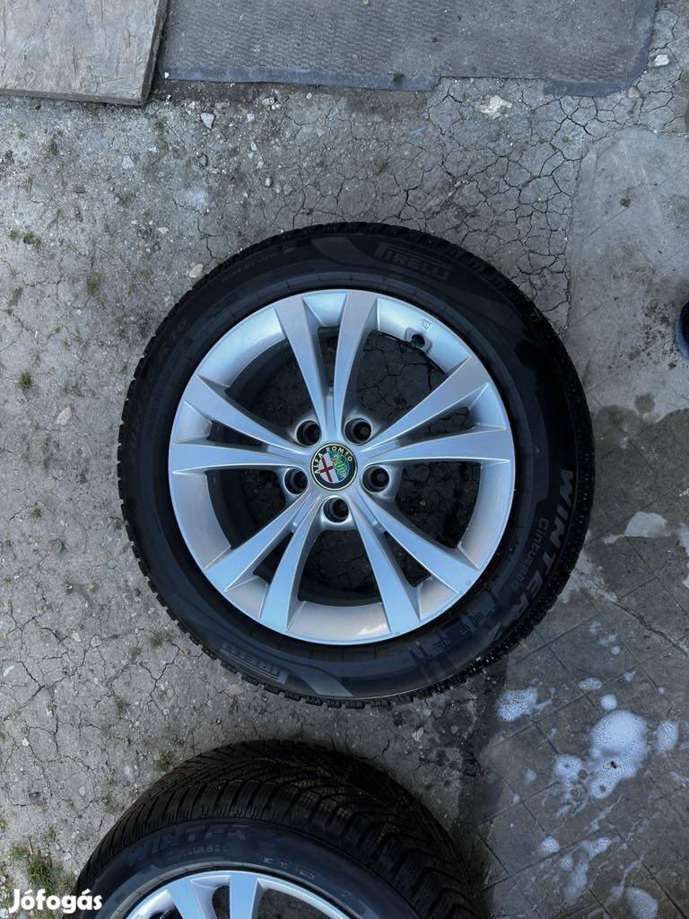 Alfa Romeo Giulietta felni,Pirelli téli gumikkal