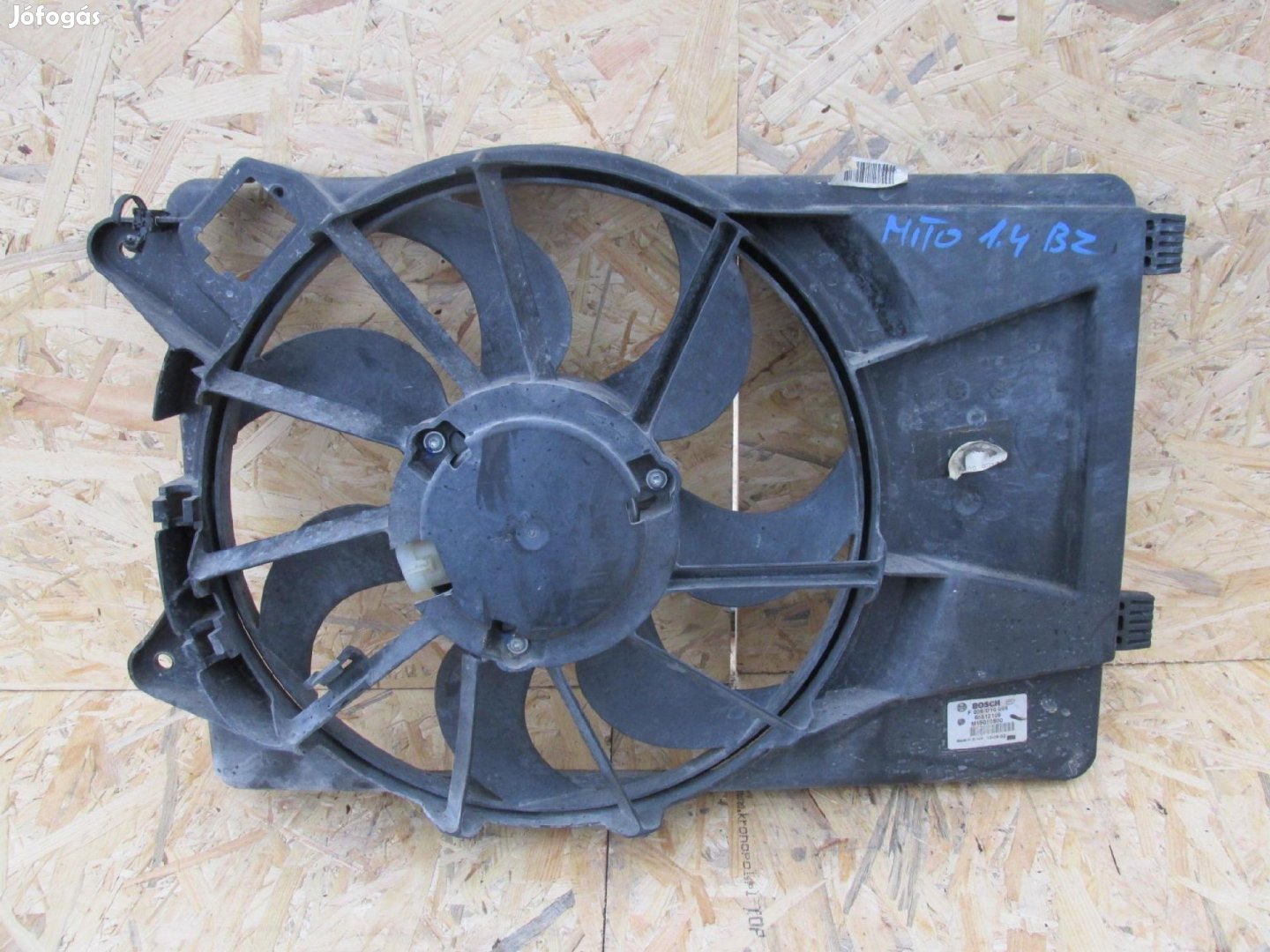 Alfa Romeo Mito 1,4 benzin, hűtőventilátor keret motorral 50512108