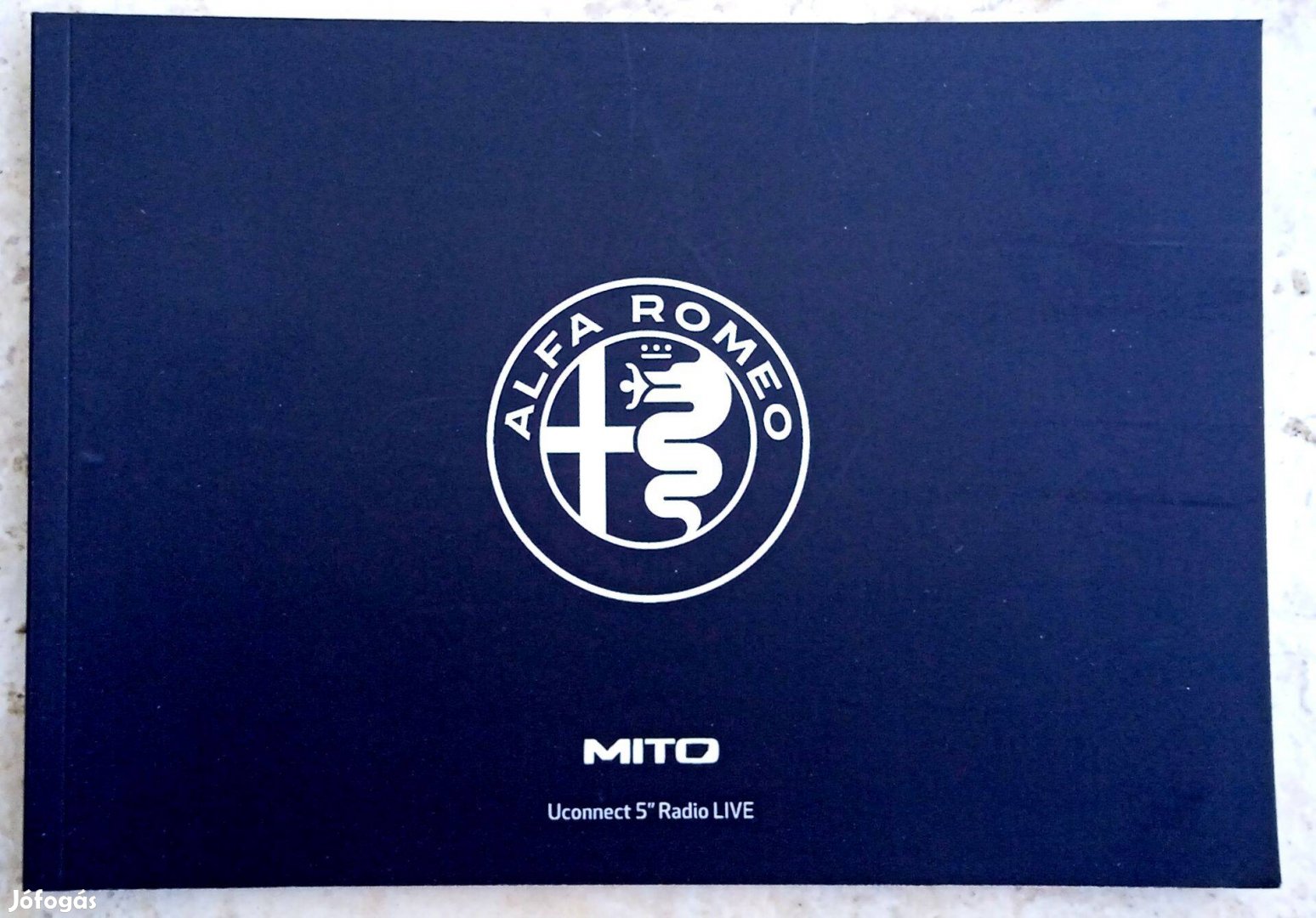 Alfa Romeo Mito Uconnect 5 " Radio LIVE Kezelési útmutató (2016-)