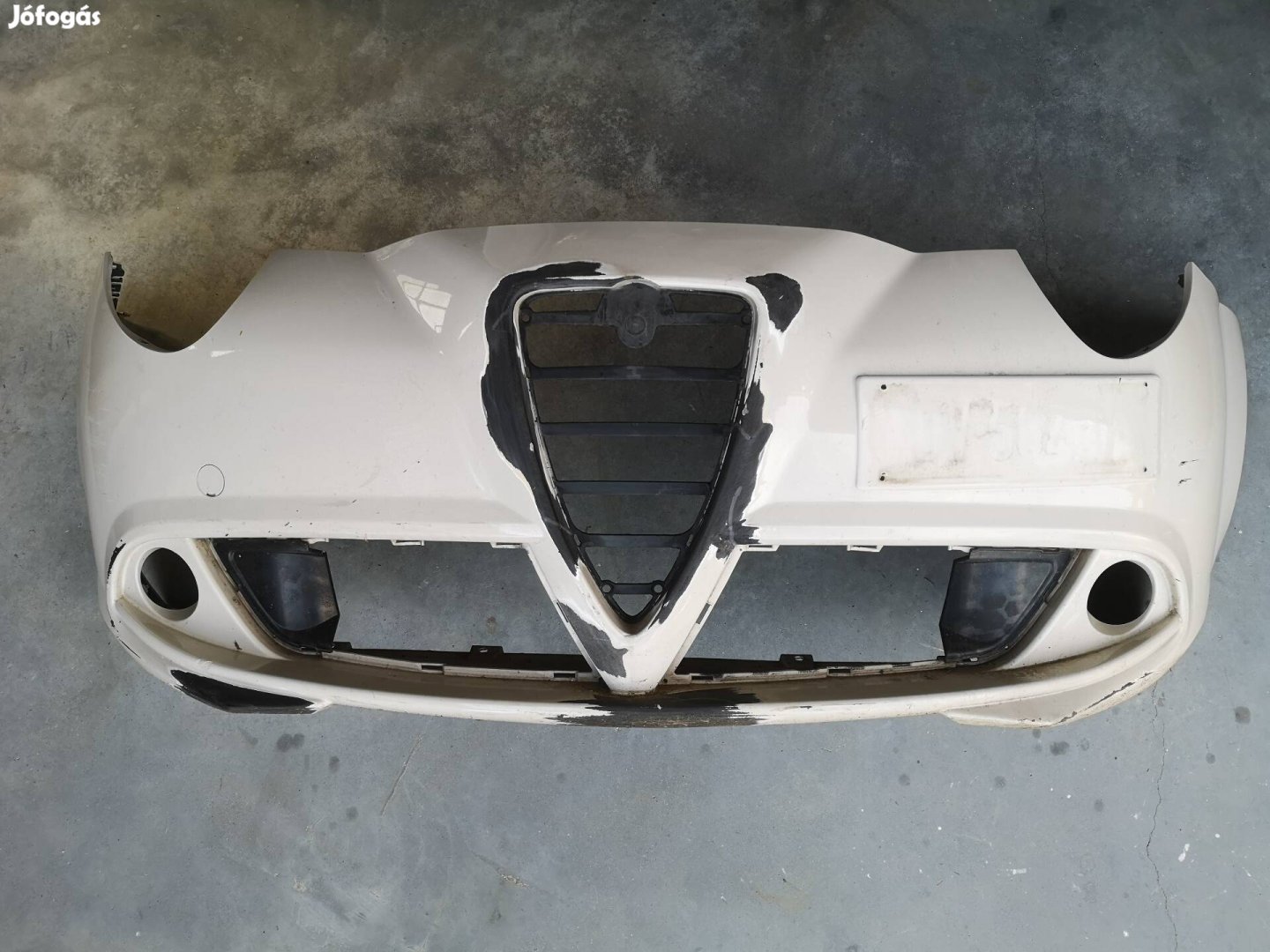 Alfa Romeo Mito gyári első lökhárító 