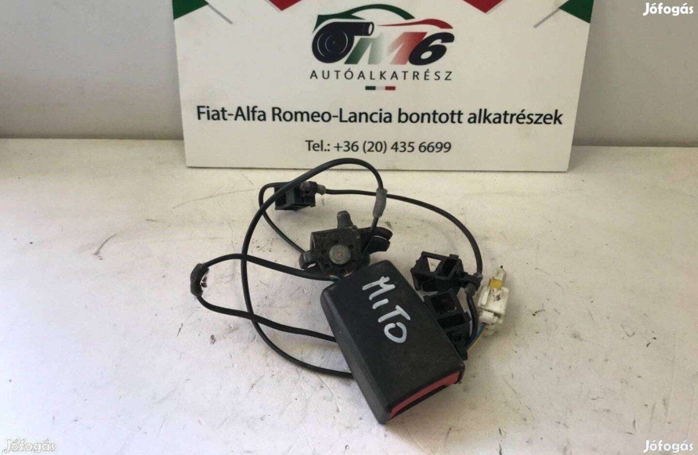 Alfa Romeo Mito övcsat