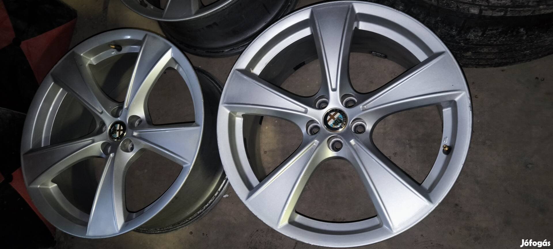 Alfa Romeo Q2 gyari 5*98 18zoll Alufelni.