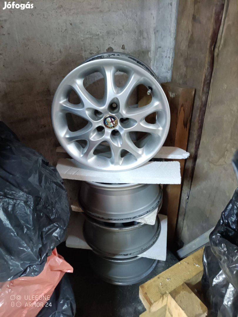 Alfa Romeo alumínium felni