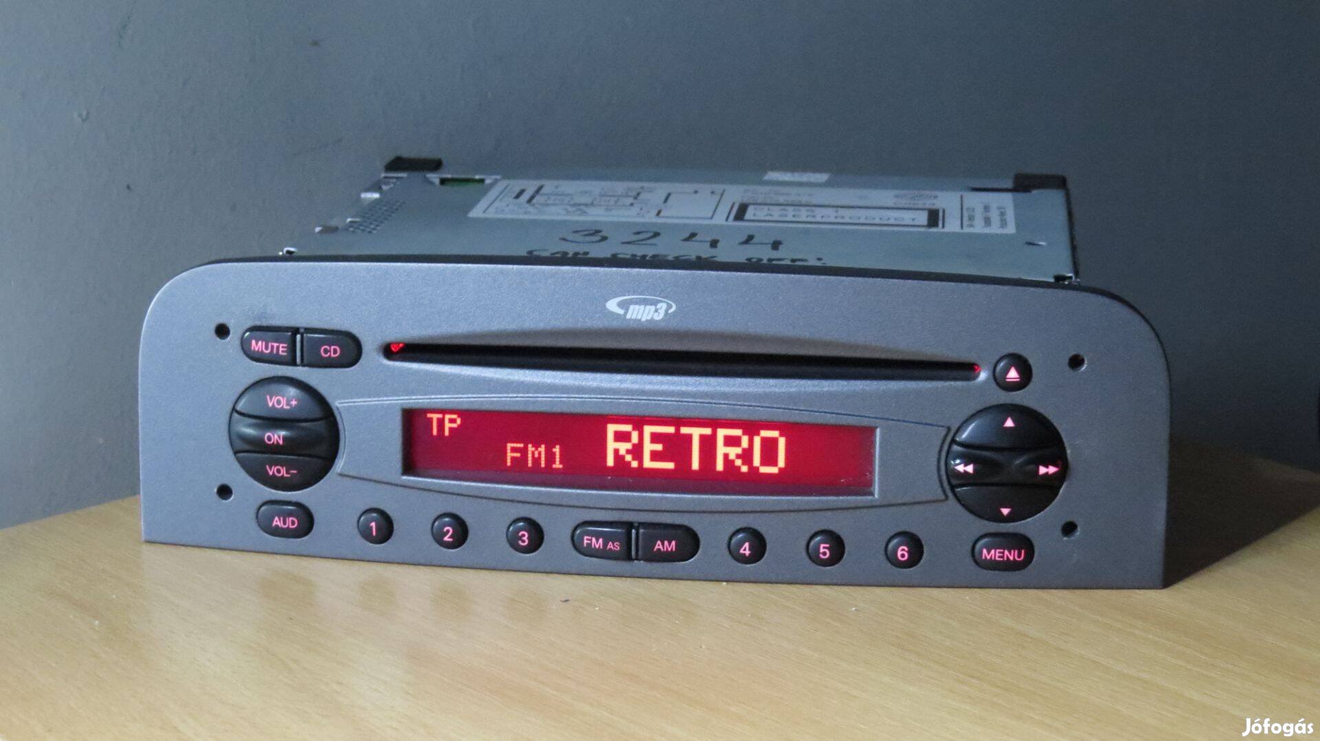 Alfa Romeo gyári mp3 cd rádio fejegység