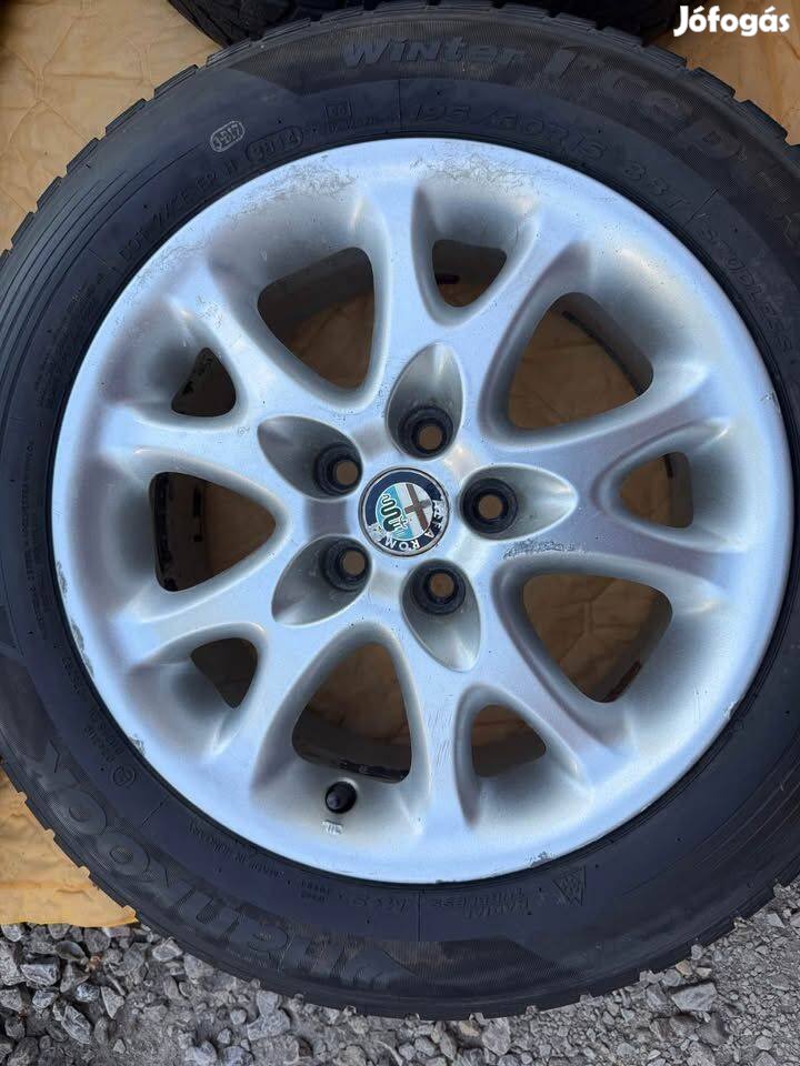 Alfa Romeo komplett kerekek 195/60 R15