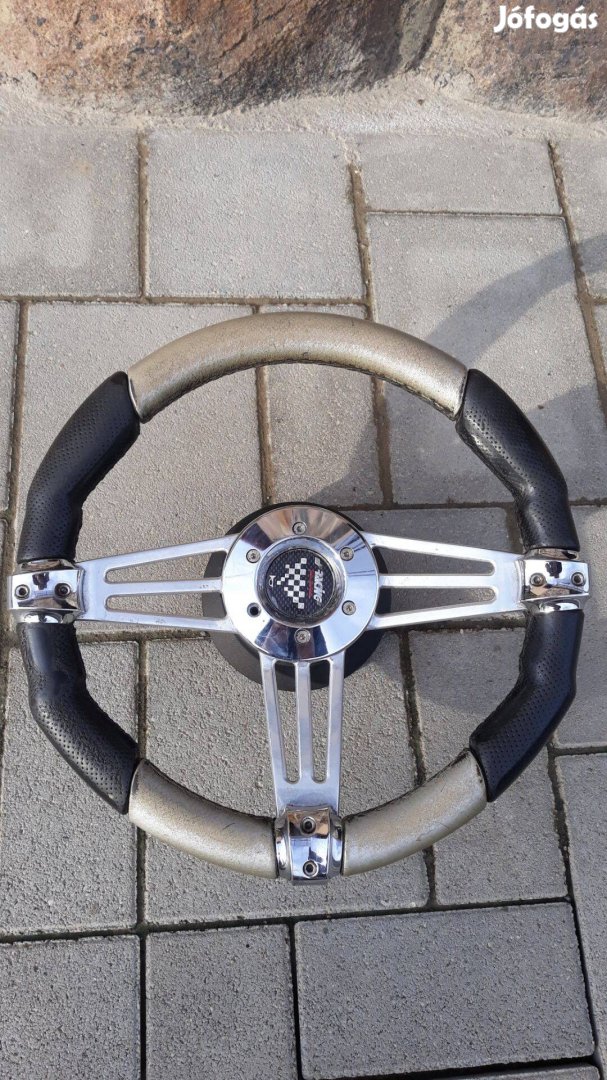 Alfa Romeo kormány