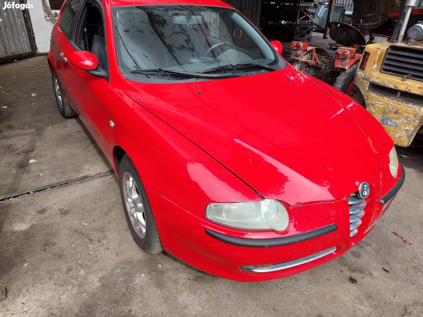 Alfa -Romeo 147 karosszéria elemi Piros